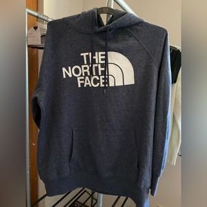 Women’s NorthFace Hoodie